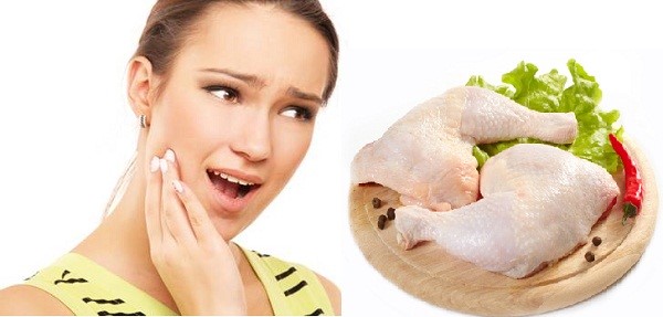 Tại sao việc ăn những mẩu thịt vụn khi ăn thịt gà khi đau răng không tốt?
