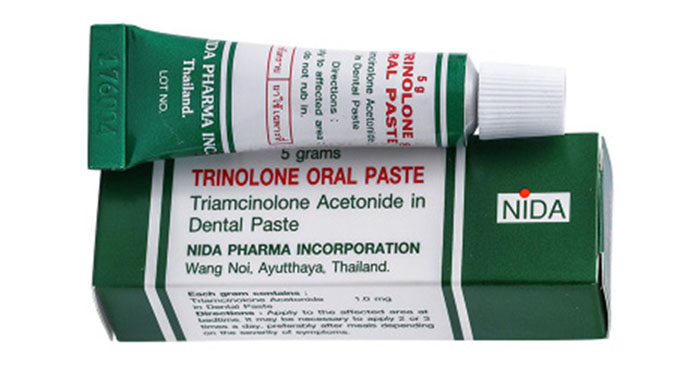Kem bôi nhiệt miệng Trinolone Oral Paste