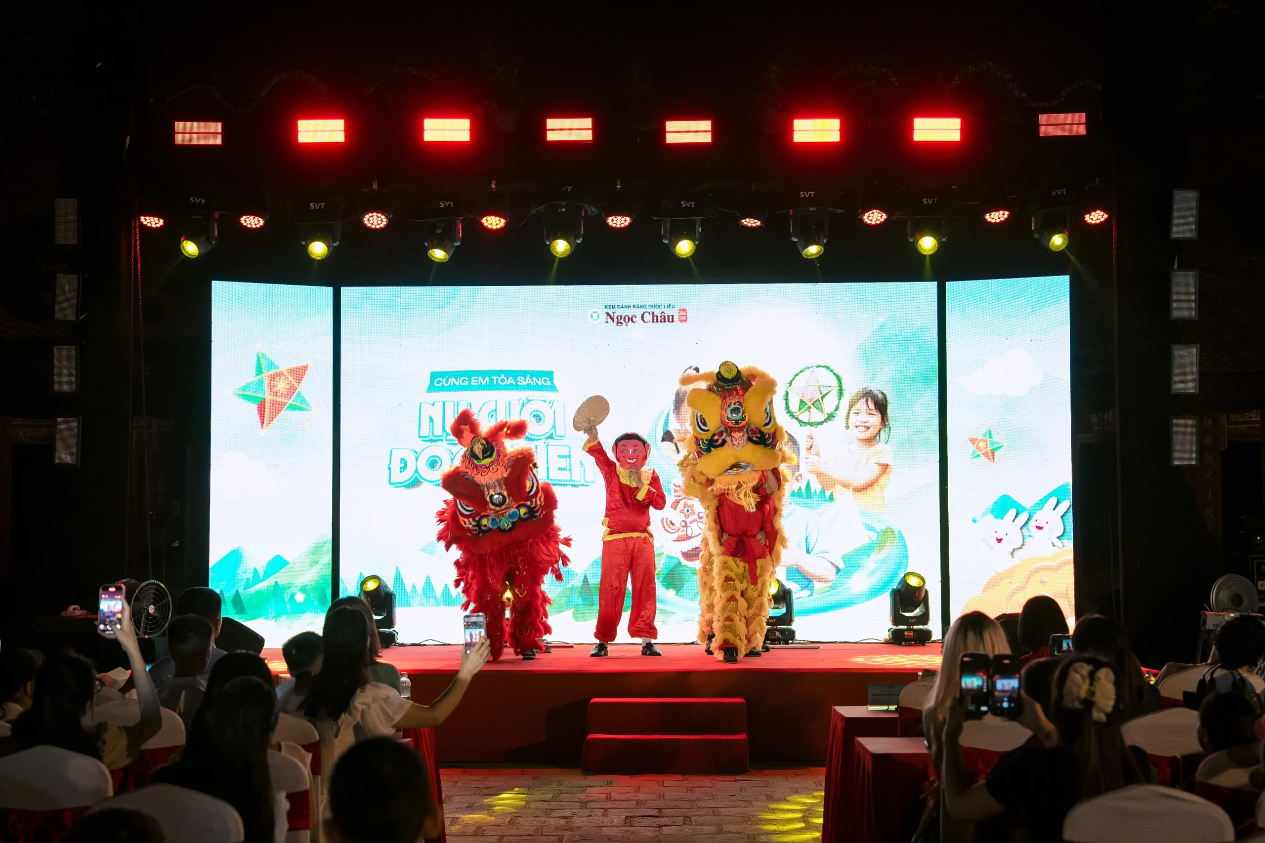 “Cùng em tỏa sáng nụ cười đoàn viên”: cầu nối gắn kết những yêu thương mùa Trung Thu